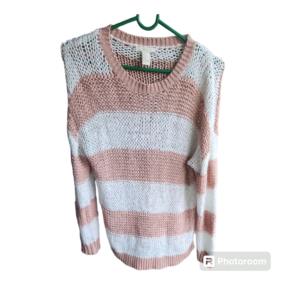 Forever 21 Knitted sweater size Medium